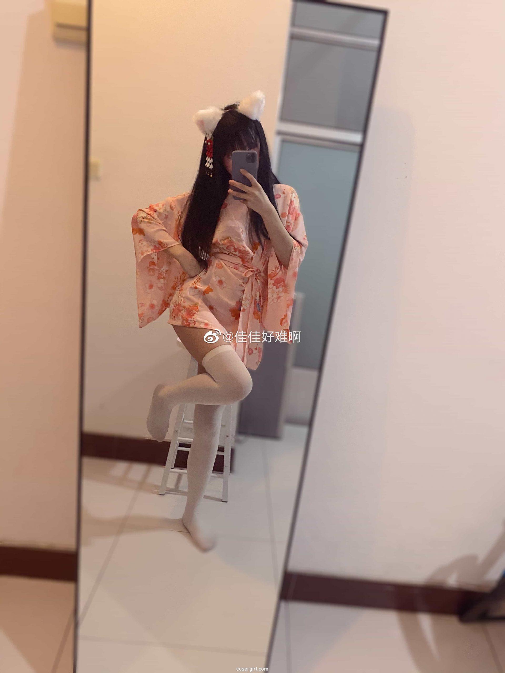 图片[8]-佳佳好难啊 VOL.12 亲亲 + VOL.13 神住在天上 我住在哪里呢 - coser福利社-coser福利社