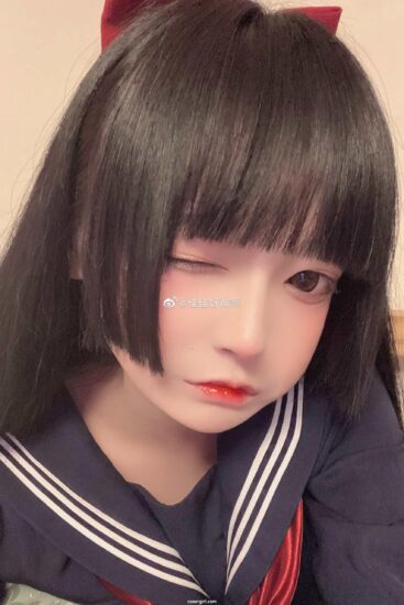 佳佳好难啊 VOL.12 亲亲 + VOL.13 神住在天上 我住在哪里呢-coser福利社
