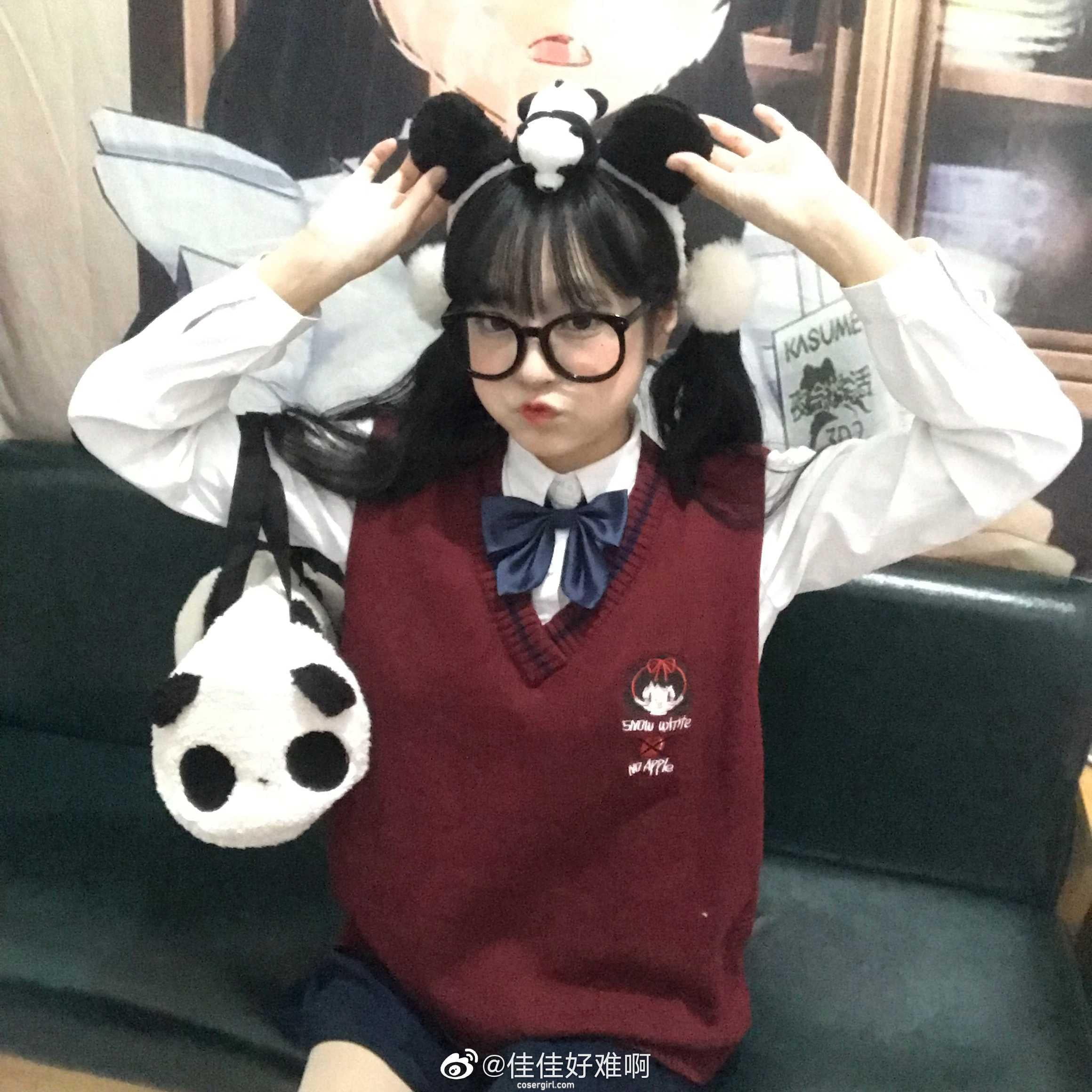 图片[6]-佳佳好难啊 VOL.28 熊猫头饰熊猫包包 - coser福利社-coser福利社