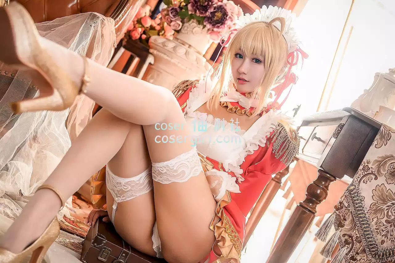 羽生三未 写真合集下载