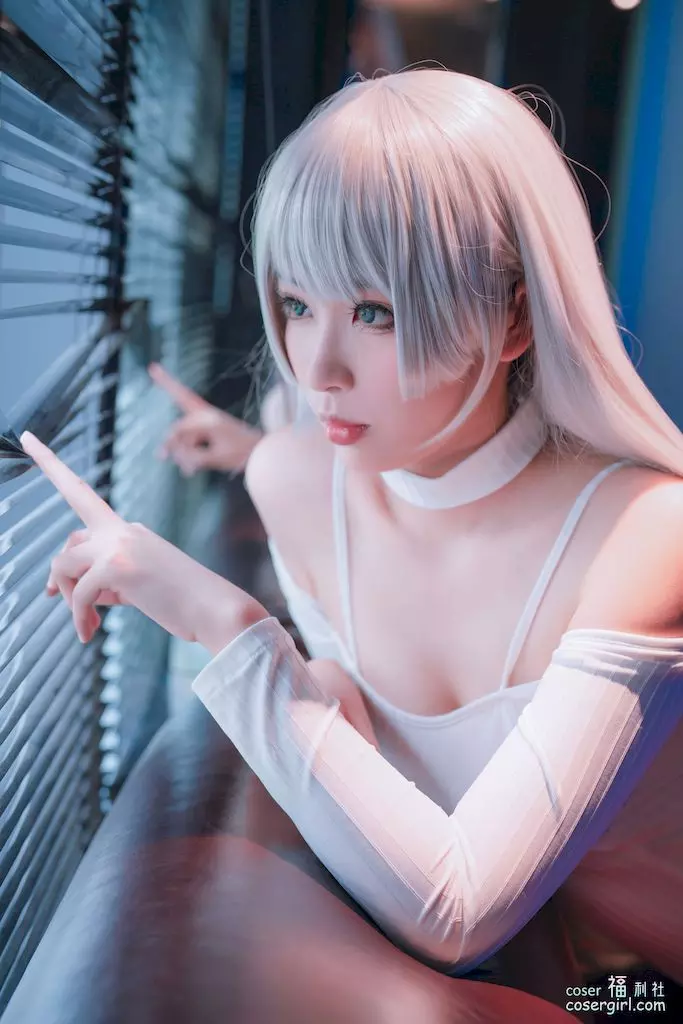 图片[14]-轩萧学姐 高开叉运动鞋 茑 美女图片欣赏 - coser福利社-coser福利社