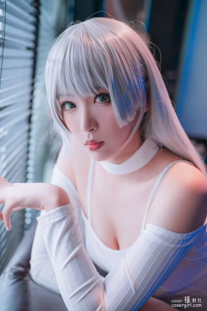 图片[13]-轩萧学姐 高开叉运动鞋 茑 美女图片欣赏 - coser福利社-coser福利社