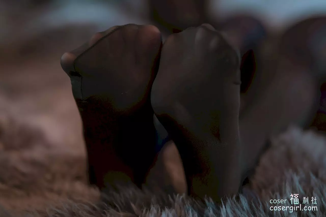 图片[2]-轩萧学姐 高开叉运动鞋 茑 美女图片欣赏 - coser福利社-coser福利社