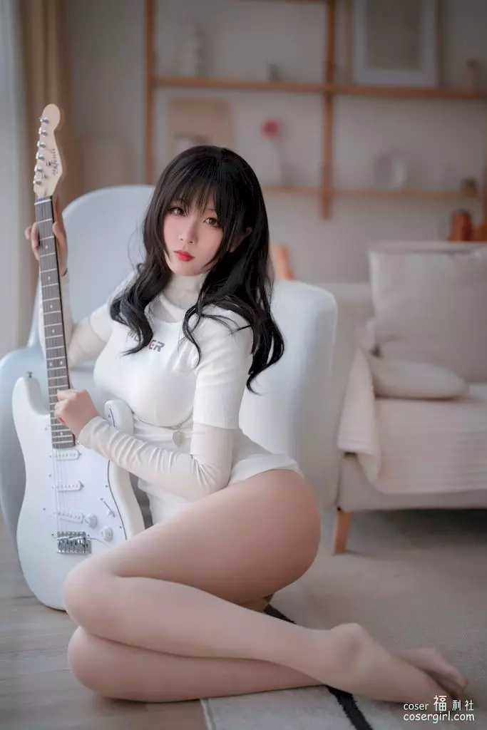 图片[2]-轩萧学姐 吉他妹妹肉丝套 美女图片欣赏 - coser福利社-coser福利社