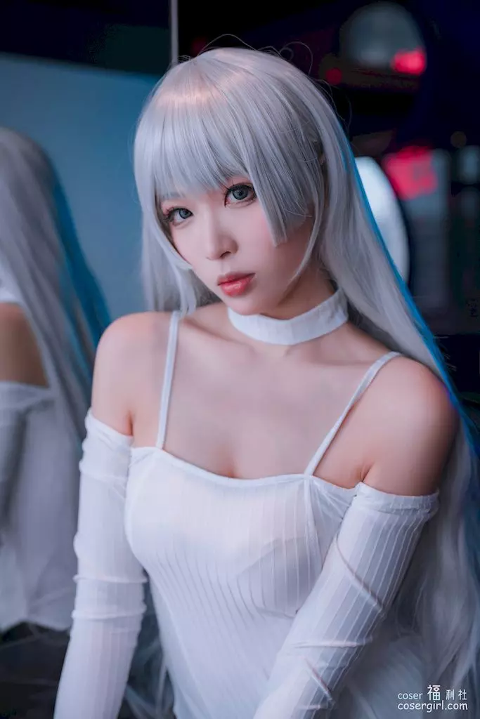 图片[16]-轩萧学姐 高开叉运动鞋 茑 美女图片欣赏 - coser福利社-coser福利社