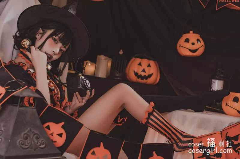 白易子教主 万圣节魔女 美女写真图片欣赏-coser福利社