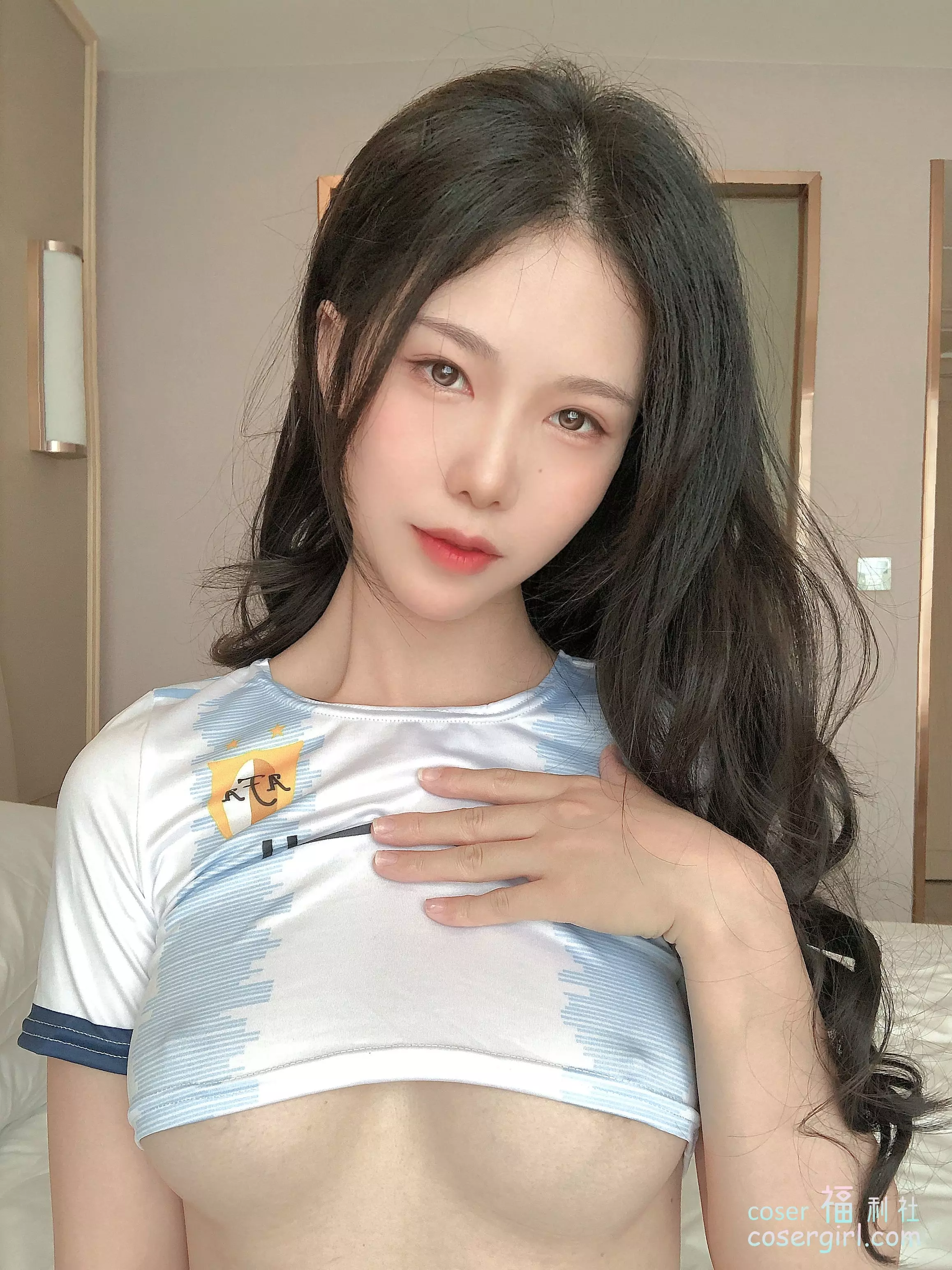 图片[1]-抖娘-利世 私人定制 足球宝贝 美女写真图片欣赏 - coser福利社-coser福利社