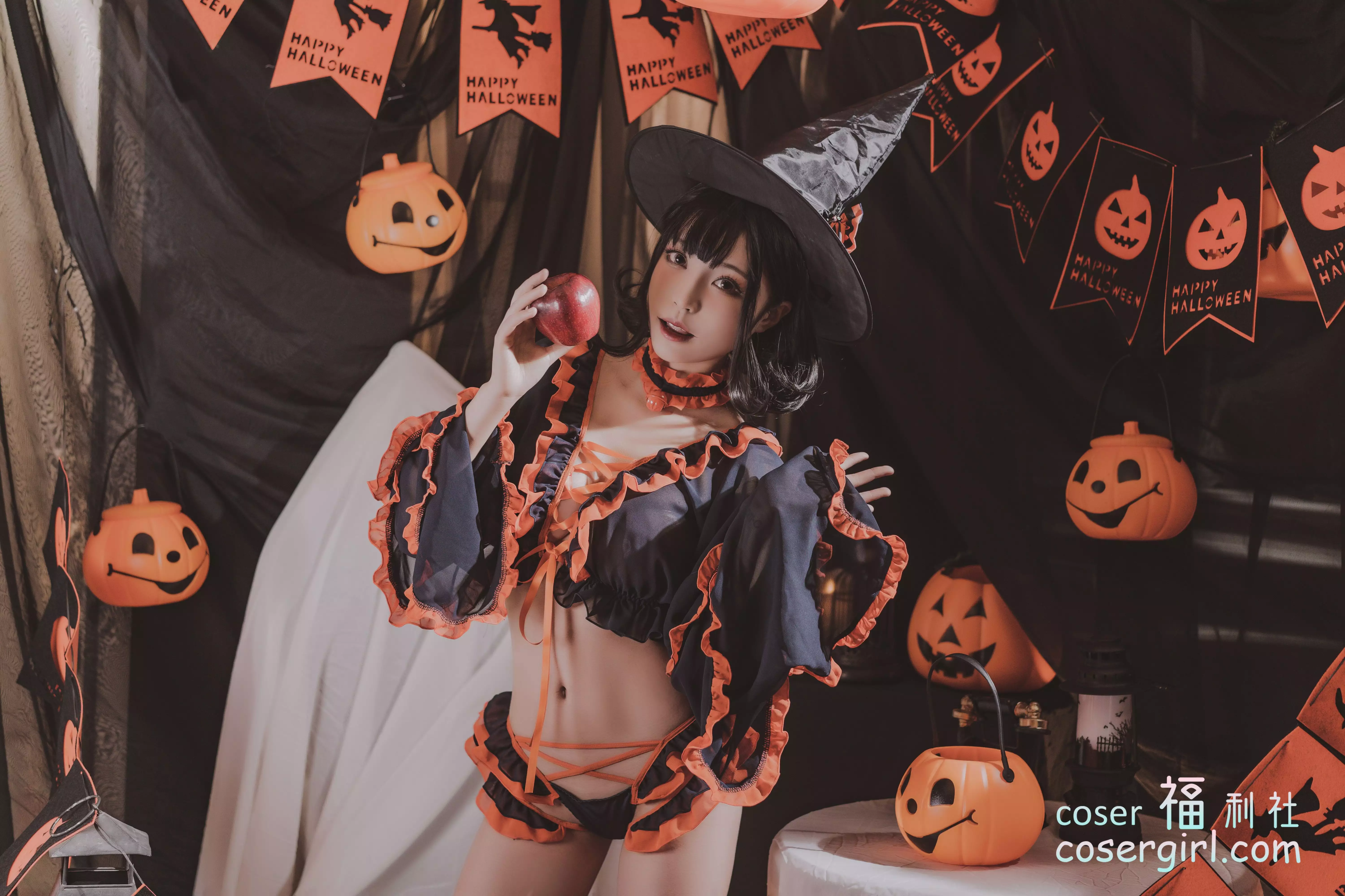 图片[1]-白易子教主 32套美女写真合集下载 - coser福利社[3.49GB]-coser福利社