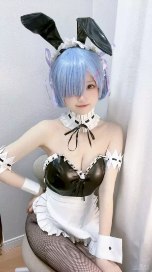 千阳(ちよ) バニーレムりん💙 美女图片在线欣赏-coser福利社