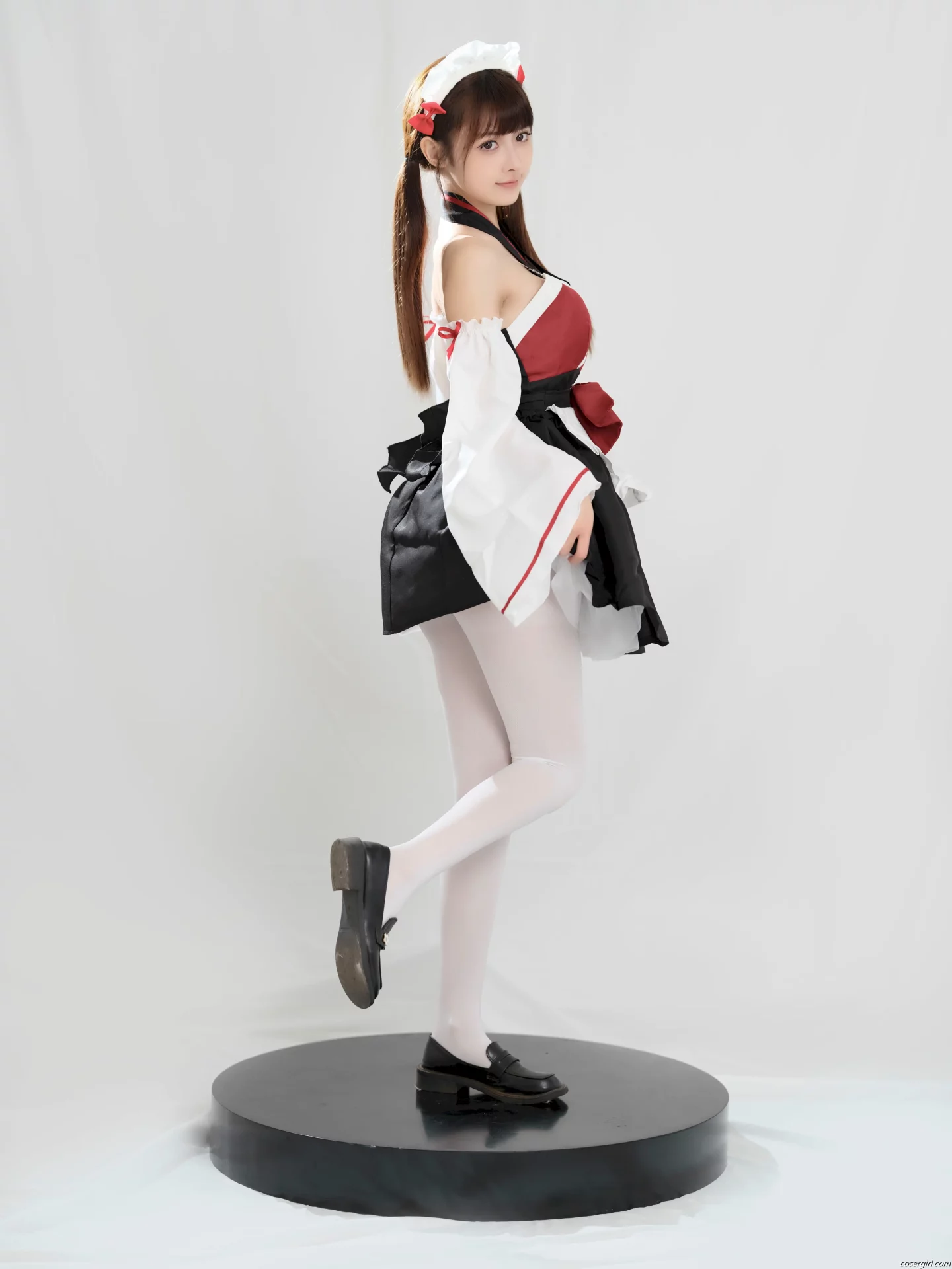 图片[5]-河豚抚子 红衣小女仆 美女写真图片欣赏 - coser福利社-coser福利社