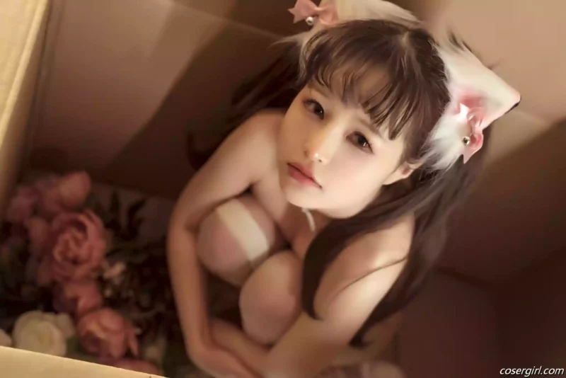 晕崽Zz 箱娘 美女写真图片欣赏-coser福利社