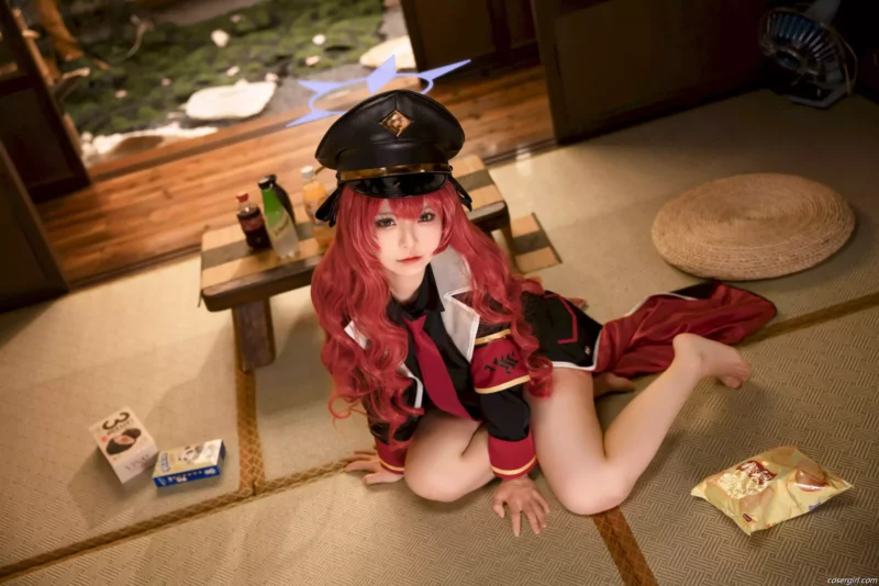 G44不会受伤 碧蓝档案 伊吕波 美女写真图片欣赏-coser福利社