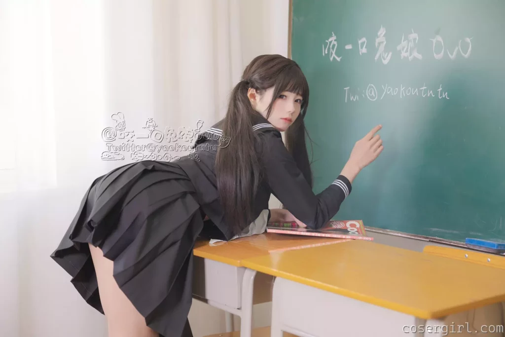 图片[1]-黏黏团子兔 咬一口兔娘 放课后 写真预览 - coser福利社-coser福利社