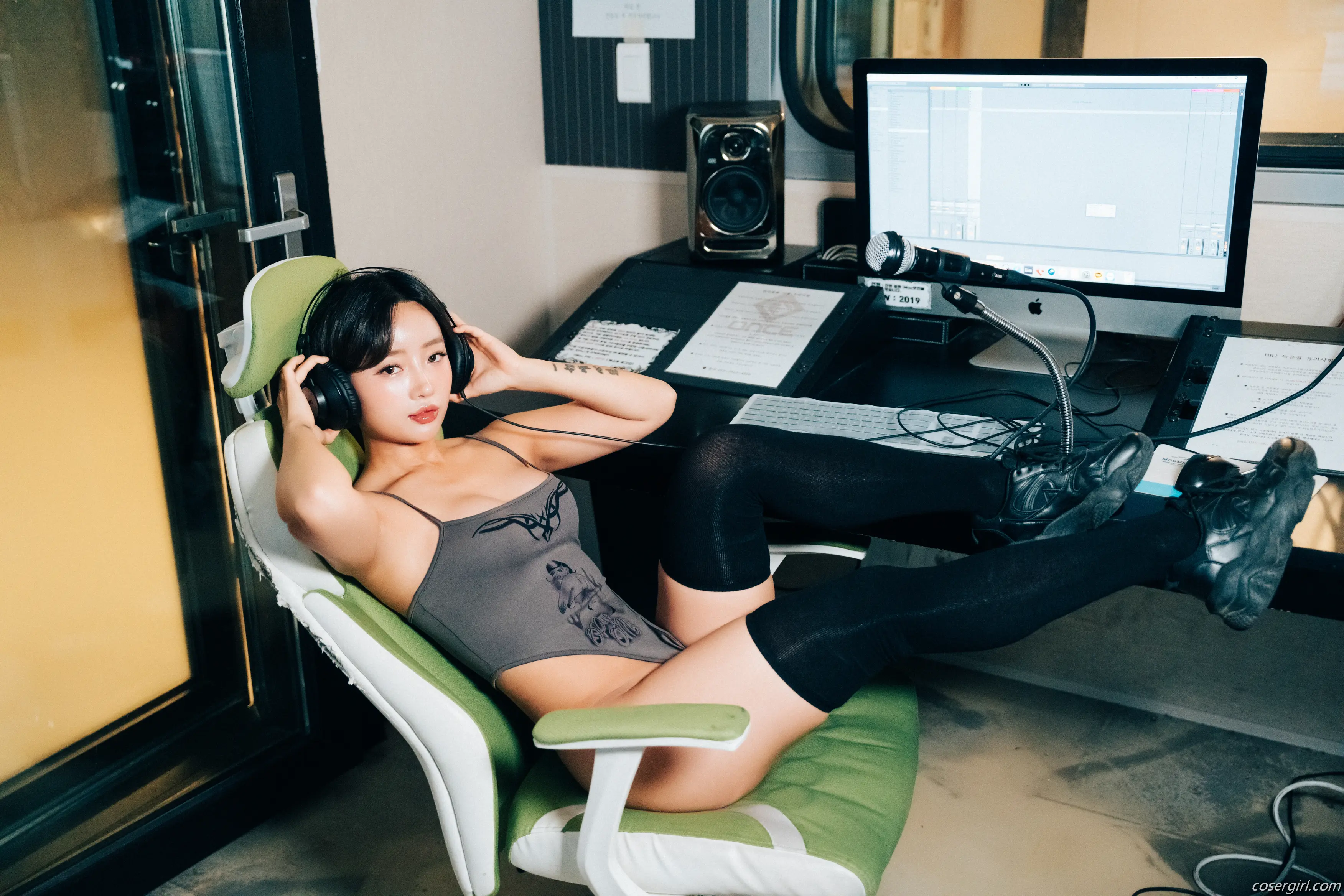 Booty Queen 写真合集下载