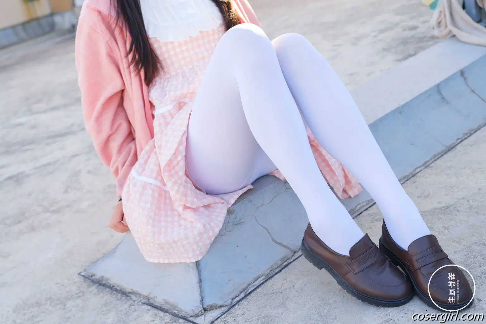 稚乖画册 【晴空06】 夜夜 天台粉裙