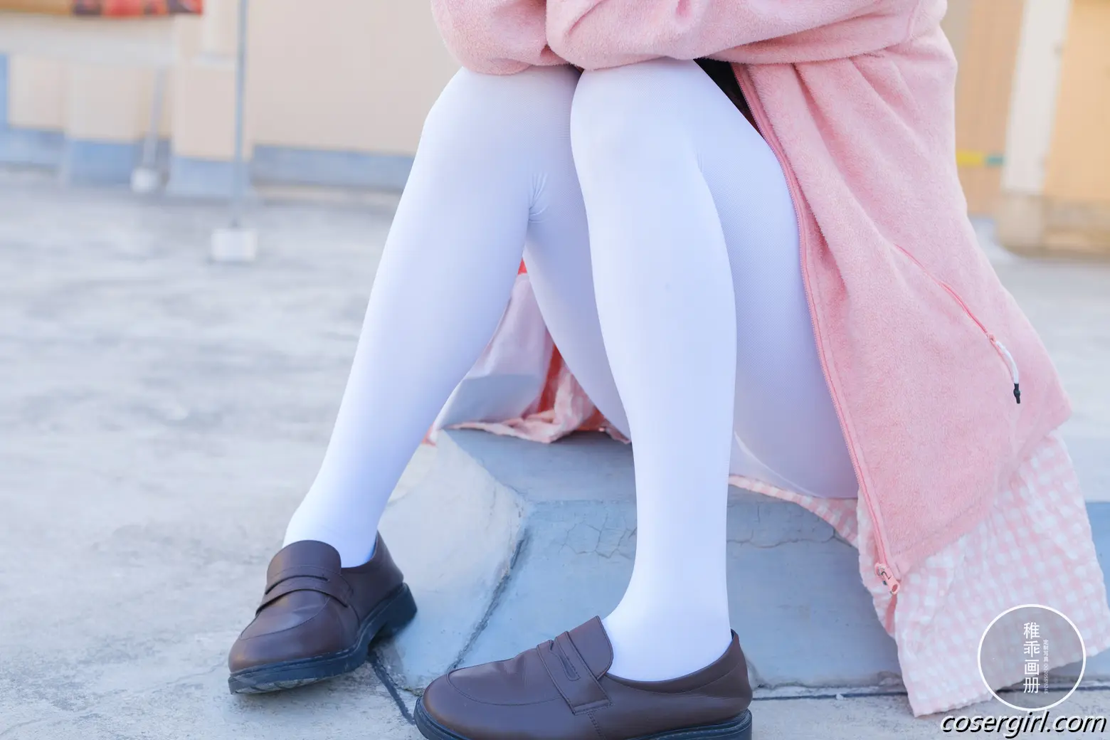 图片[8]-稚乖画册 【晴空06】 夜夜 天台粉裙 美女写真图片欣赏 - coser福利社-coser福利社