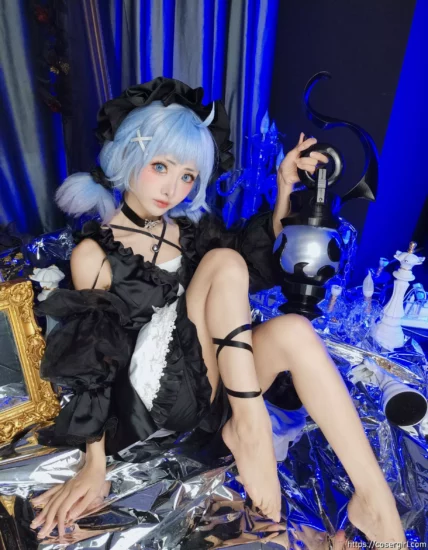 紫氯氯 写真合集下载-coser福利社