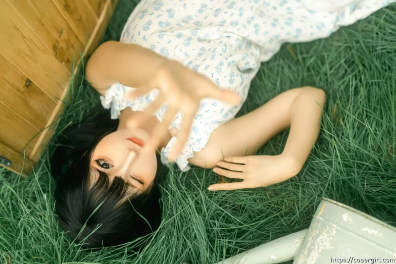 蠢沫沫 木箱 美女写真图片欣赏-coser福利社