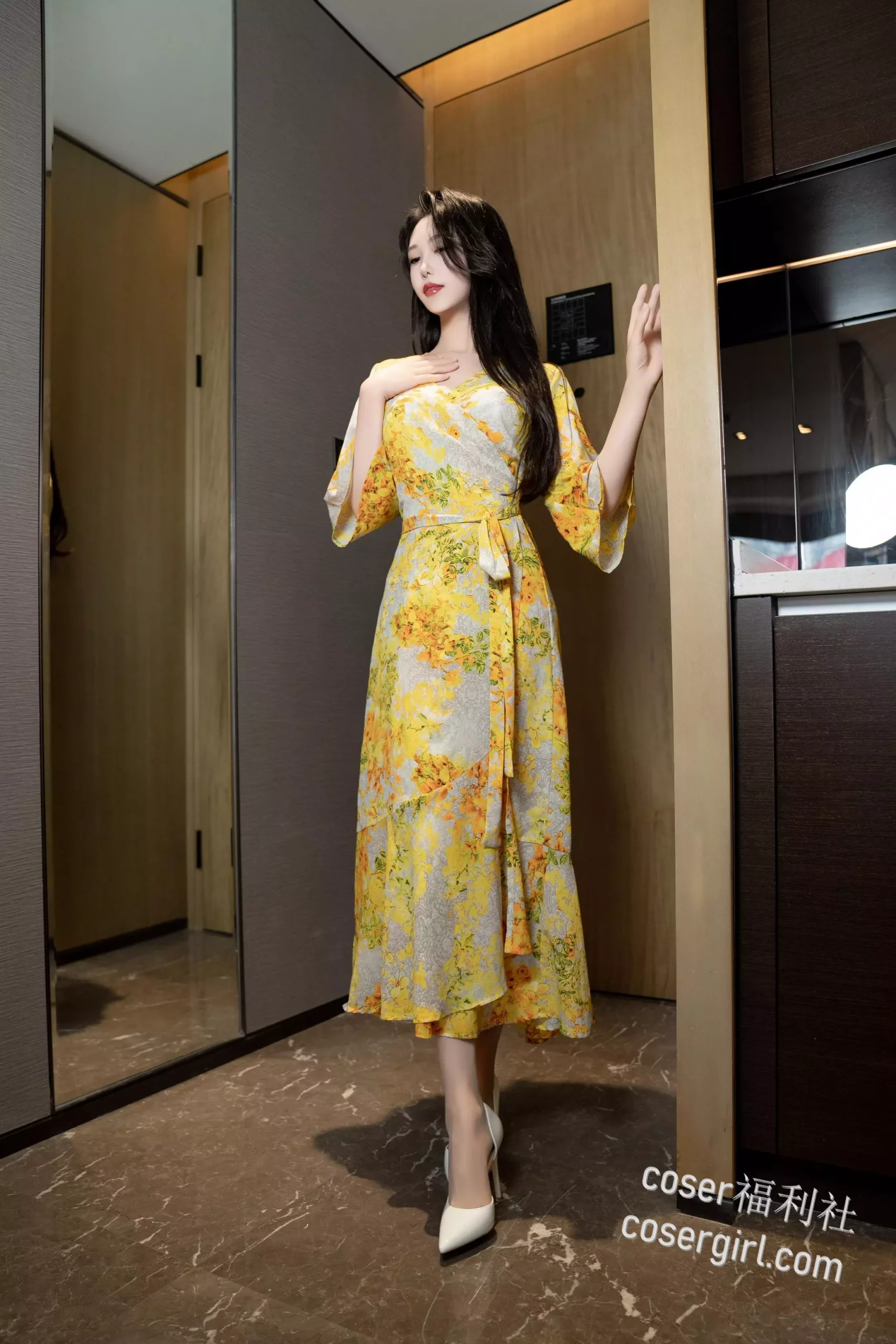 图片[1]-抖娘利世 出轨女友 - coser福利社图片在线欣赏-coser福利社