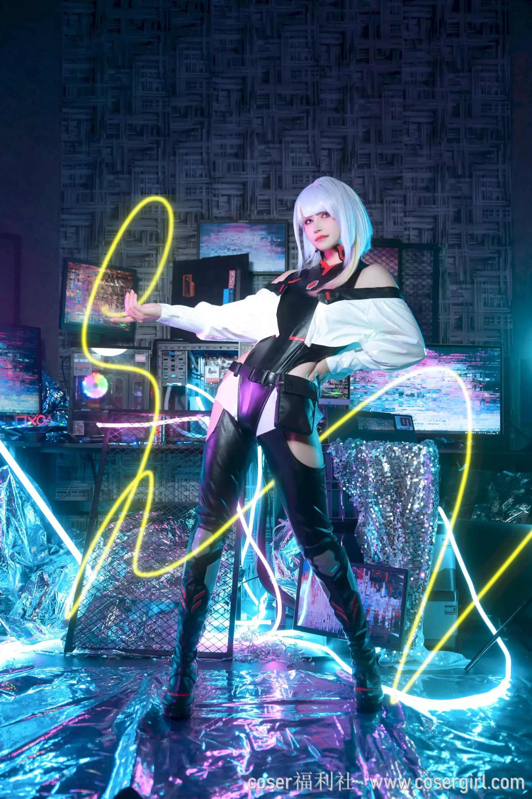 图片[3]-鹿八岁baby NO.044 赛博边缘行者：露西 - coser福利社[下载][101P1V-3.10GB]-coser福利社