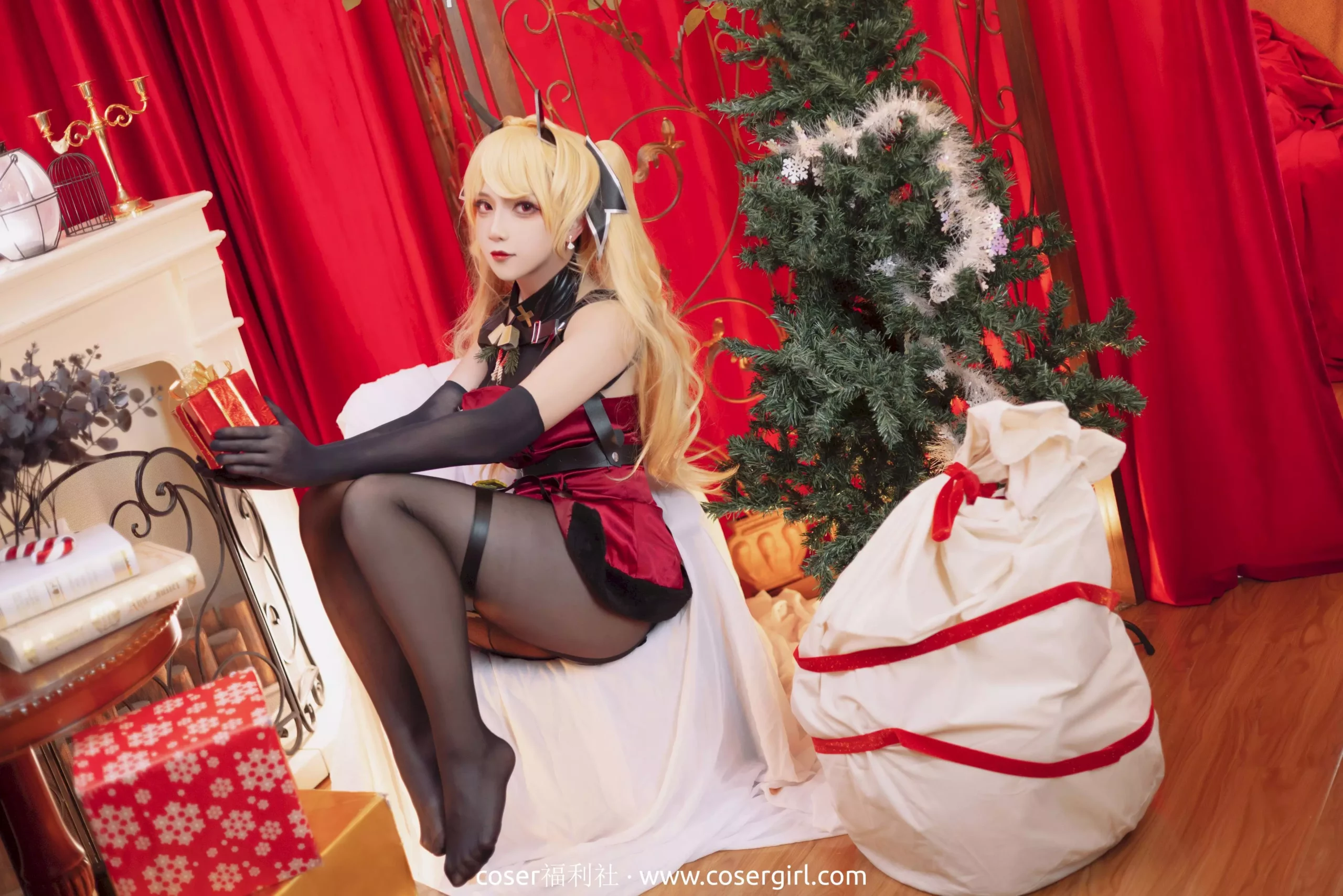 图片[4]-隼隼子 写真合集下载 - coser福利社[09套][3.49GB]-coser福利社