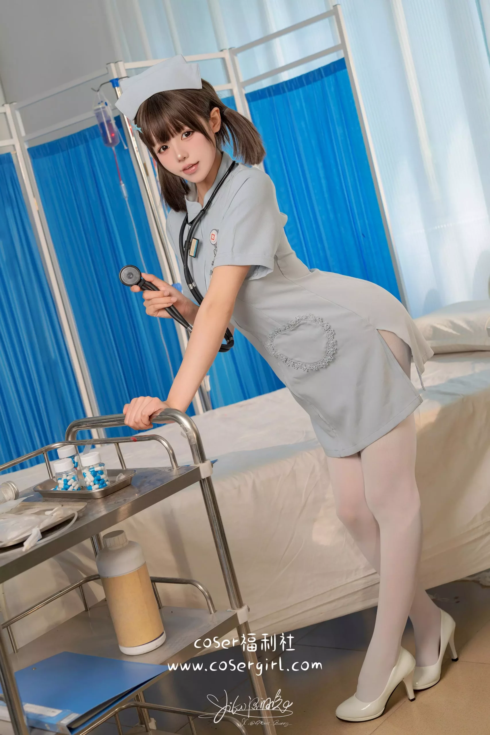 图片[3]-Yiko湿润兔 妄想病栋 你的猫咪 - coser福利社8月最新写真图片在线观看-coser福利社