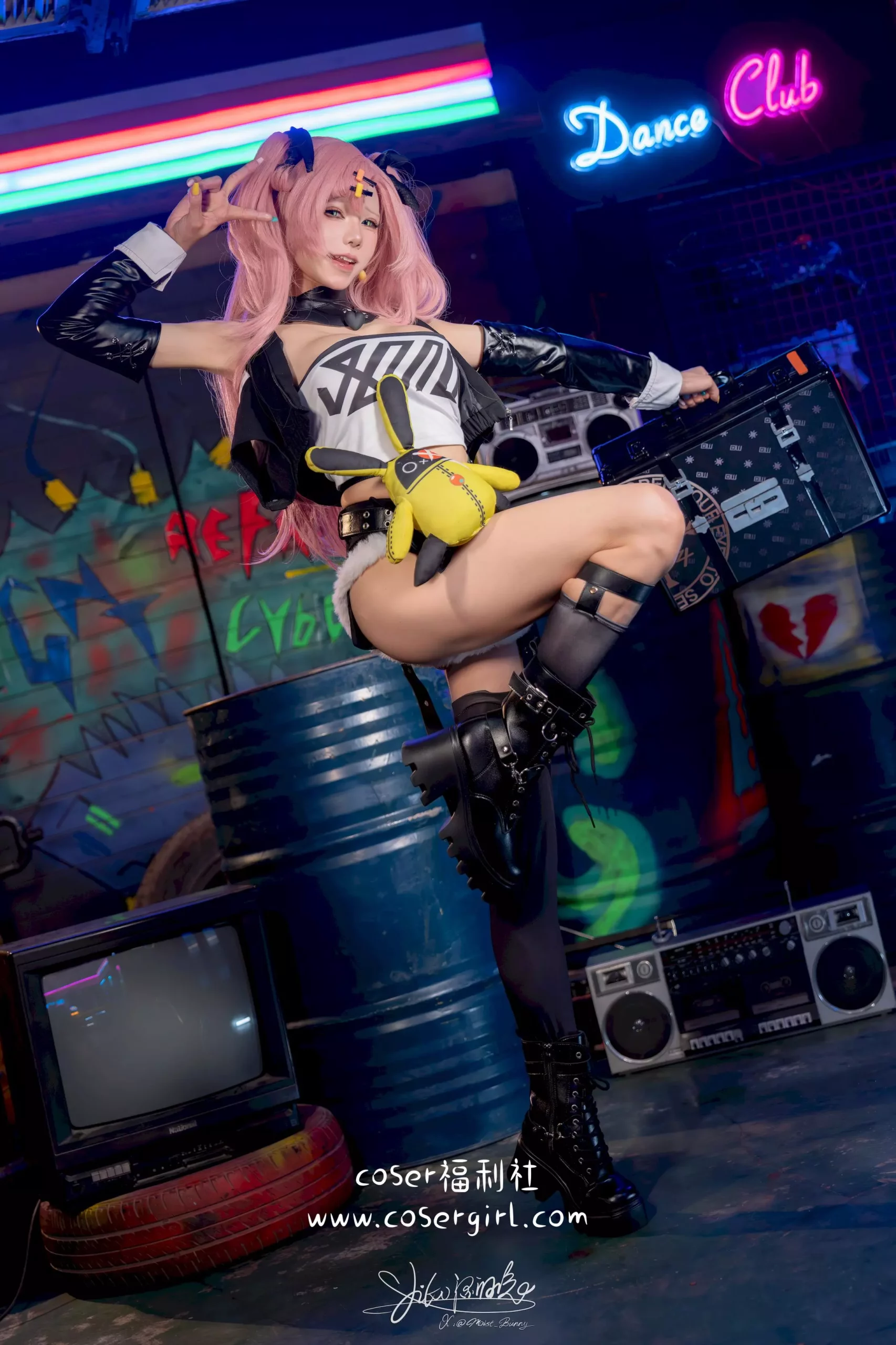 图片[3]-Yiko湿润兔 妮可三百窟 Shake it - coser福利社9月最新写真图片在线观看-coser福利社