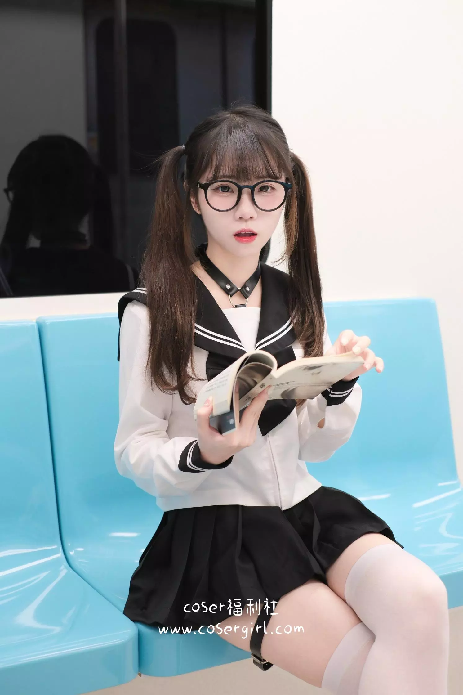 图片[3]-可可小白兔 電車上の女高中生 - coser福利社写真图片在线观看-coser福利社