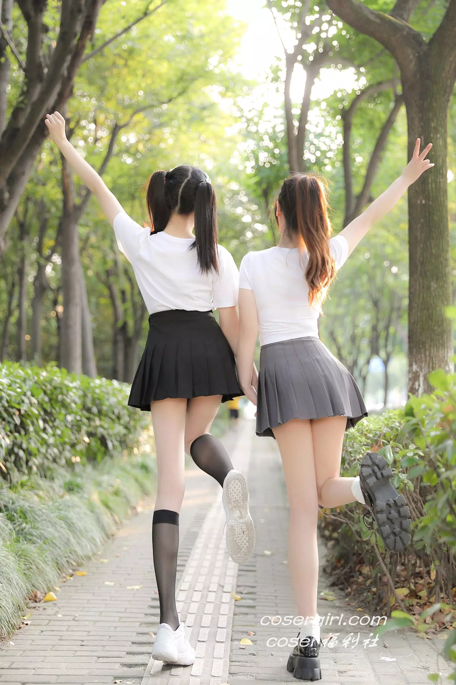 图片[2]-袁圆 双人戏水 - coser福利社写真图片在线观看-coser福利社