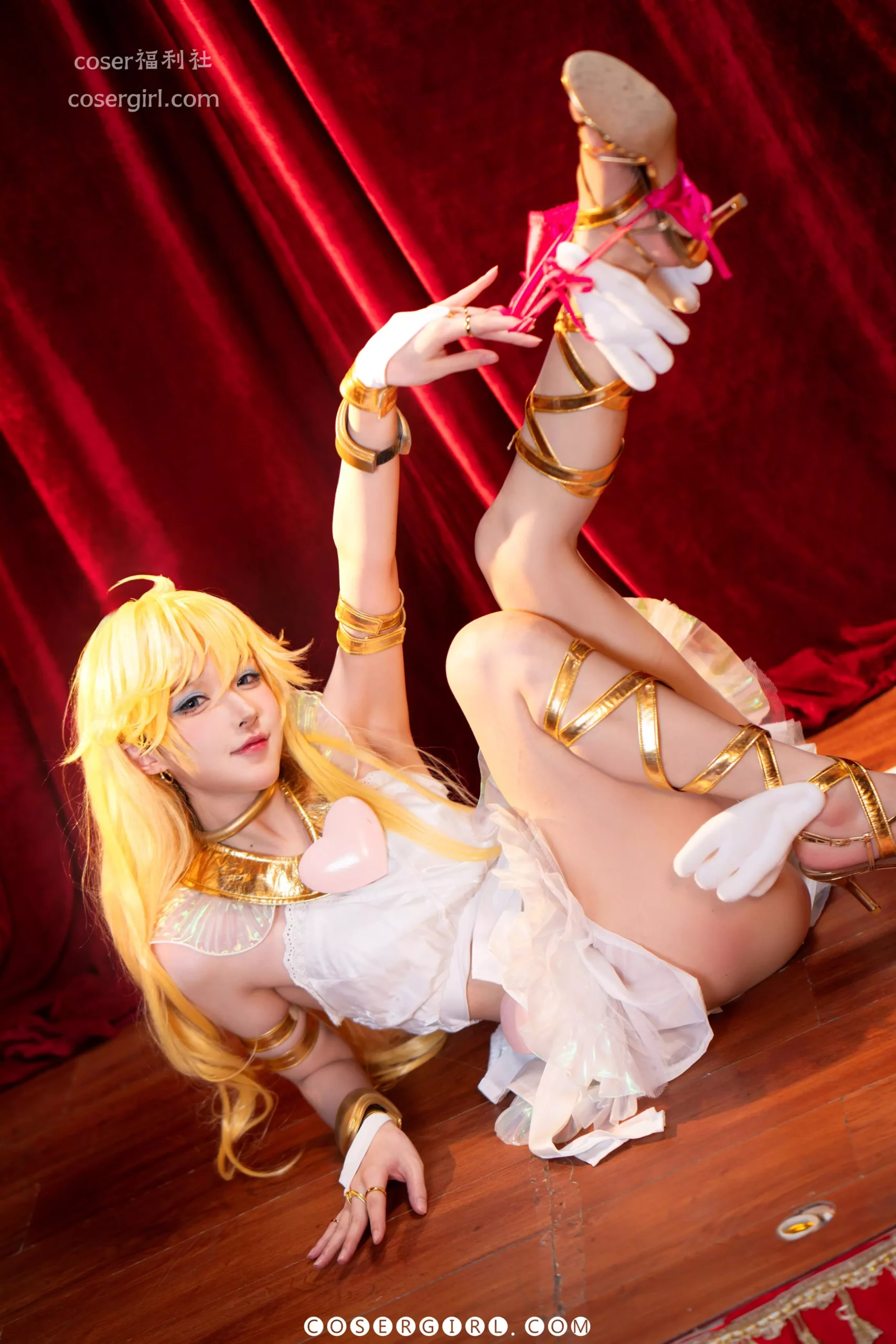 图片[4]-阿包也是兔娘 吊带袜天使 - coser福利社写真图片在线观看-coser福利社