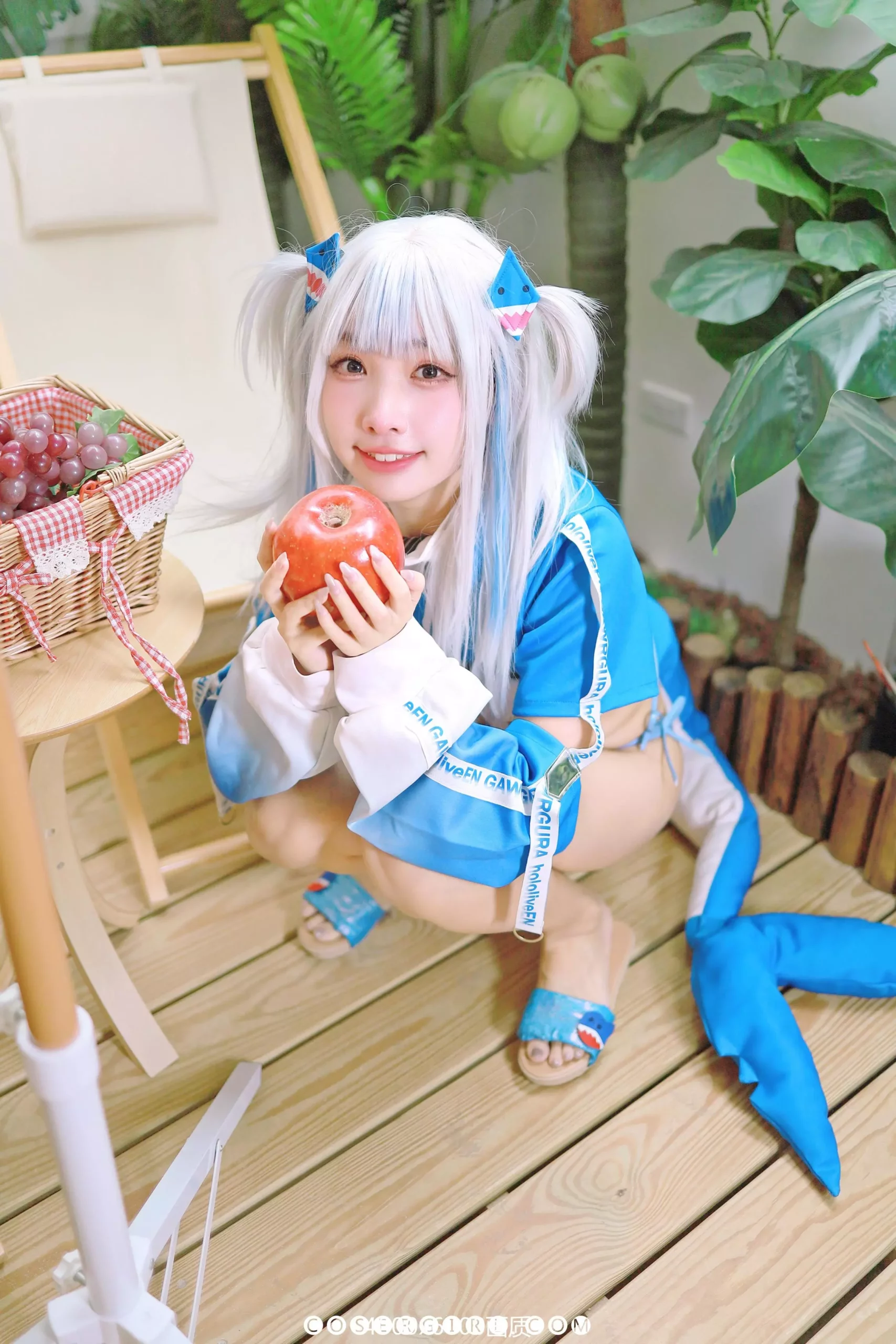 慕慕Momo Gura 鲨鱼制服🌊🦈 - coser福利社图片预览-coser福利社